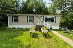 87 Pineland Dr, Winthrop, ME 04364 - Photo 3