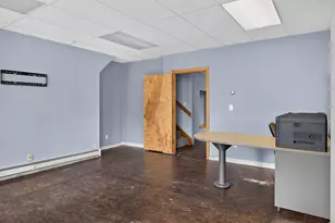 117 Mill St, Orono, ME 04473 - Photo 7