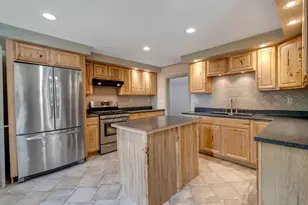 142 River Rd, Bowdoinham, ME 04008 - Photo 11