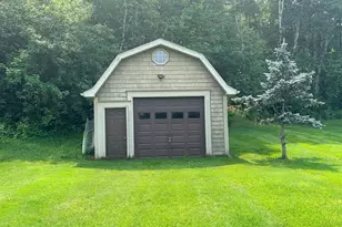 83 Pleasant St, Fort Kent, ME 04743 - Photo 9