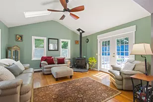 2 Little Brook Dr, Falmouth, ME 04105 - Photo 5