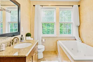 2 Little Brook Dr, Falmouth, ME 04105 - Photo 17