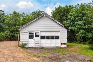 28 Marine St, Winterport, ME 04496 - Photo 37