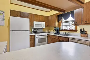 28 Marine St, Winterport, ME 04496 - Photo 11