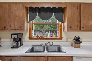 28 Marine St, Winterport, ME 04496 - Photo 13