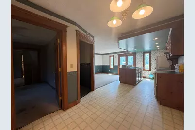 533 W Broadway, Lincoln, ME 04457 - Photo 31