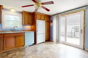 533 W Broadway, Lincoln, ME 04457 - Photo 7