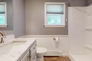 533 W Broadway, Lincoln, ME 04457 - Photo 21