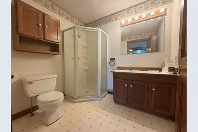 533 W Broadway, Lincoln, ME 04457 - Photo 37