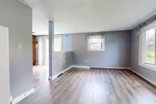533 W Broadway, Lincoln, ME 04457 - Photo 13
