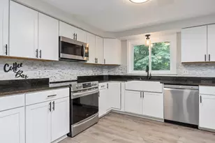 17 Ole Ironside Ln, Scarborough, ME 04074 - Photo 3