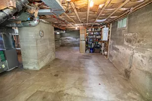 20 Fairlawn Ave, Lewiston, ME 04240 - Photo 43
