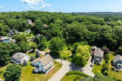 25 Campbell Street, Boothbay Harbor, ME 04538 - Photo 9
