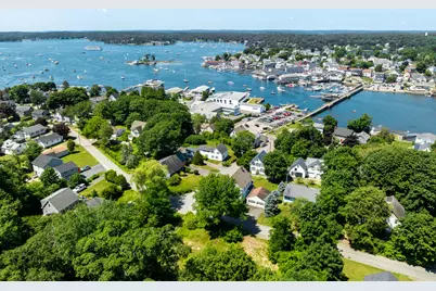 25 Campbell Street, Boothbay Harbor, ME 04538 - Photo 3
