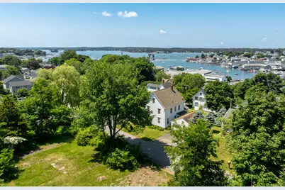 25 Campbell Street, Boothbay Harbor, ME 04538 - Photo 11