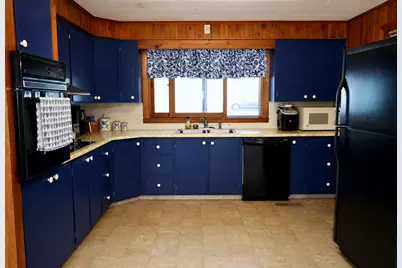 262 Hartland Avenue, Pittsfield, ME 04967 - Photo 3