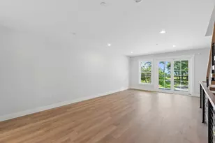 5 Overlook Dr, Old Orchard Beach, ME 04064 - Photo 11