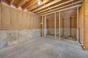48 Peters St, Orono, ME 04473 - Photo 23