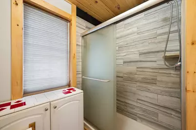 137 Main Street, Winterport, ME 04496 - Photo 19