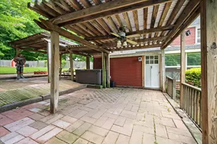 137 Main St, Winterport, ME 04496 - Photo 3