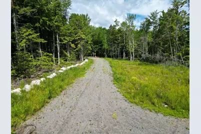 7 Flanders Drive, Lincoln, ME 04457 - Photo 9