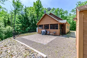 29 Merrifield Cir, Sebago, ME 04029 - Photo 1