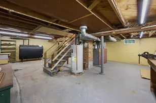 8 Grove St, Brewer, ME 04412 - Photo 29