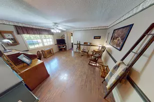 201 Bean St, Turner, ME 04282 - Photo 15