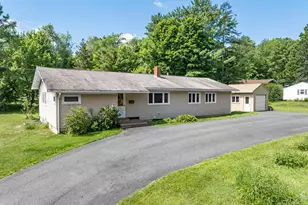 2 Averill St, Orono, ME 04473 - Photo 3