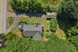 1106 Chase Rd, Veazie, ME 04401 - Photo 5
