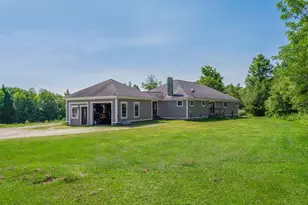 261 S Livermore Rd, Turner, ME 04282 - Photo 9