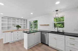 35 Timothy Ln, Yarmouth, ME 04096 - Photo 7