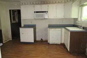 67 High St, Milo, ME 04463 - Photo 5