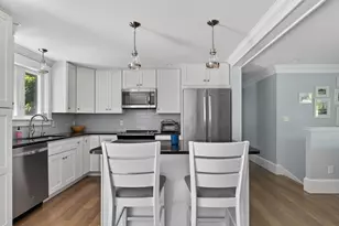 91 Bowdoin St, Yarmouth, ME 04096 - Photo 15