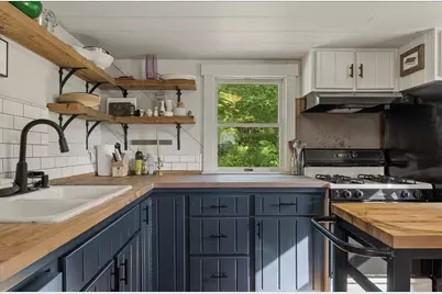 370 Carroll Road, Union, ME 04862 - Photo 13