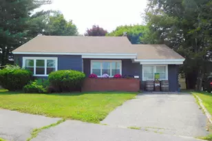 9 Spofford St, Lewiston, ME 04240 - Photo 1