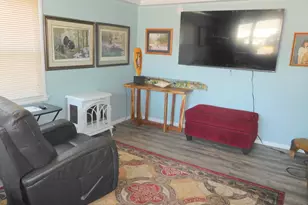 9 Spofford St, Lewiston, ME 04240 - Photo 9