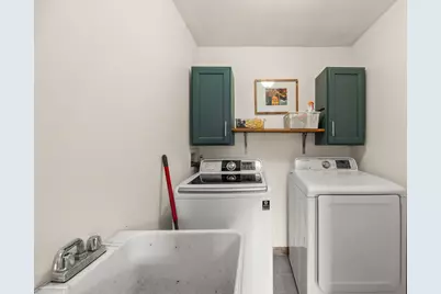 93 Central Street, Hallowell, ME 04347 - Photo 9