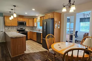 8 Meadow Dr, Waterville, ME 04901 - Photo 13