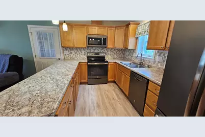 8 Meadow Drive, Waterville, ME 04901 - Photo 11