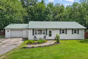 24 Birch St, Newport, ME 04953 - Photo 3