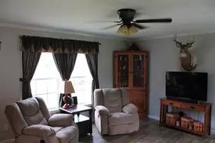 7 Arrowhead Dr, Lisbon, ME 04250 - Photo 7