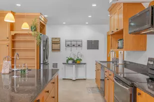6 Robinson Dr, Rockport, ME 04856 - Photo 3