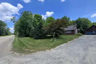 723 Middle Rd, Bradford, ME 04410 - Photo 5
