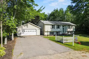 68 Lorraine Ave, Brewer, ME 04412 - Photo 5