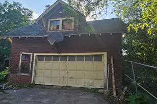 36 Elm St, Fort Fairfield, ME 04742 - Photo 19