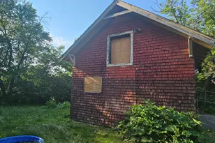 36 Elm St, Fort Fairfield, ME 04742 - Photo 21