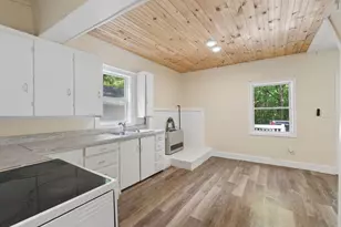 36 Coolidge Ave, Portland, ME 04103 - Photo 23
