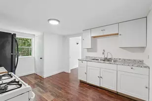 36 Coolidge Ave, Portland, ME 04103 - Photo 17