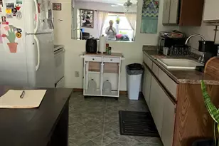 54 Pettingill St, Lewiston, ME 04240 - Photo 15